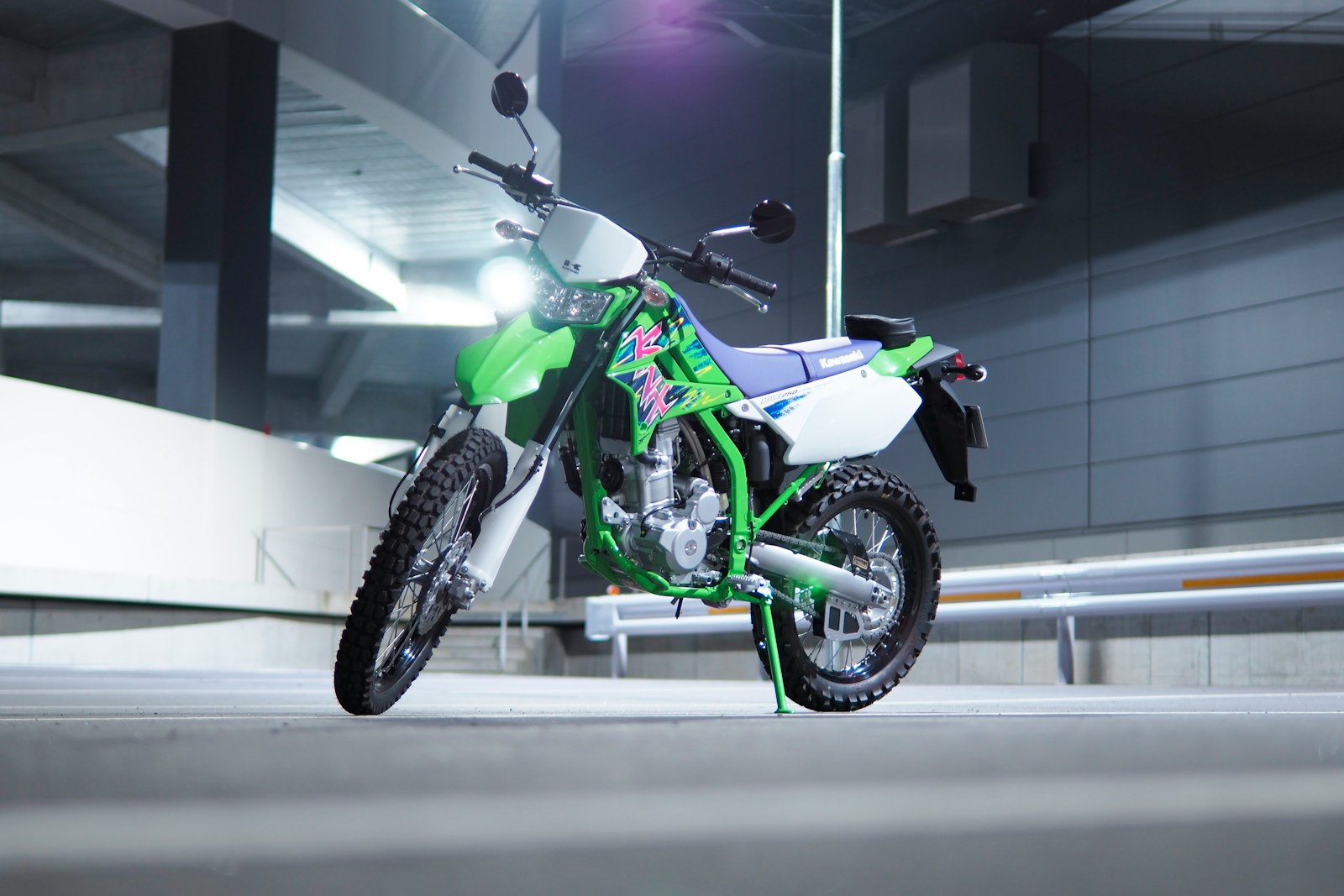 Motor Trail Kawasaki KLX
